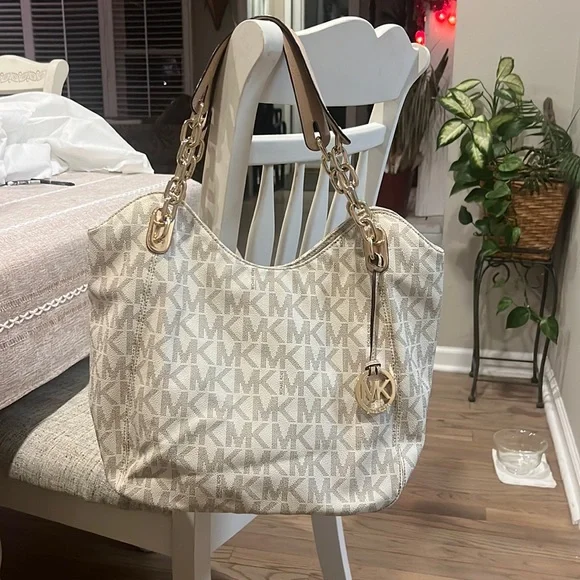 Poshmark mk bags deals